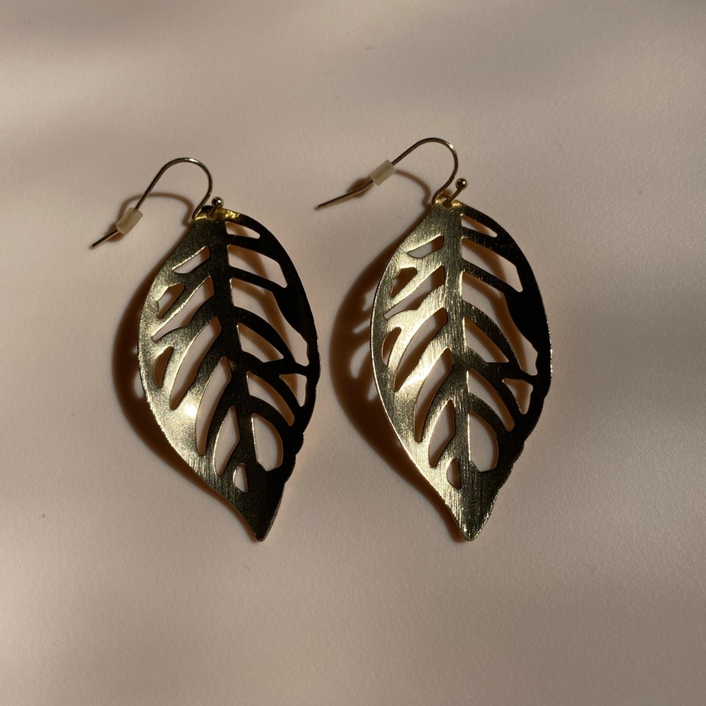 Gold leaf earrings